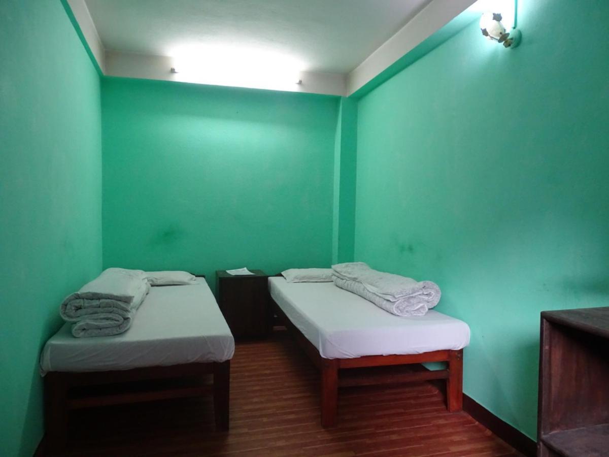 Green House Lodge Катманду Экстерьер фото